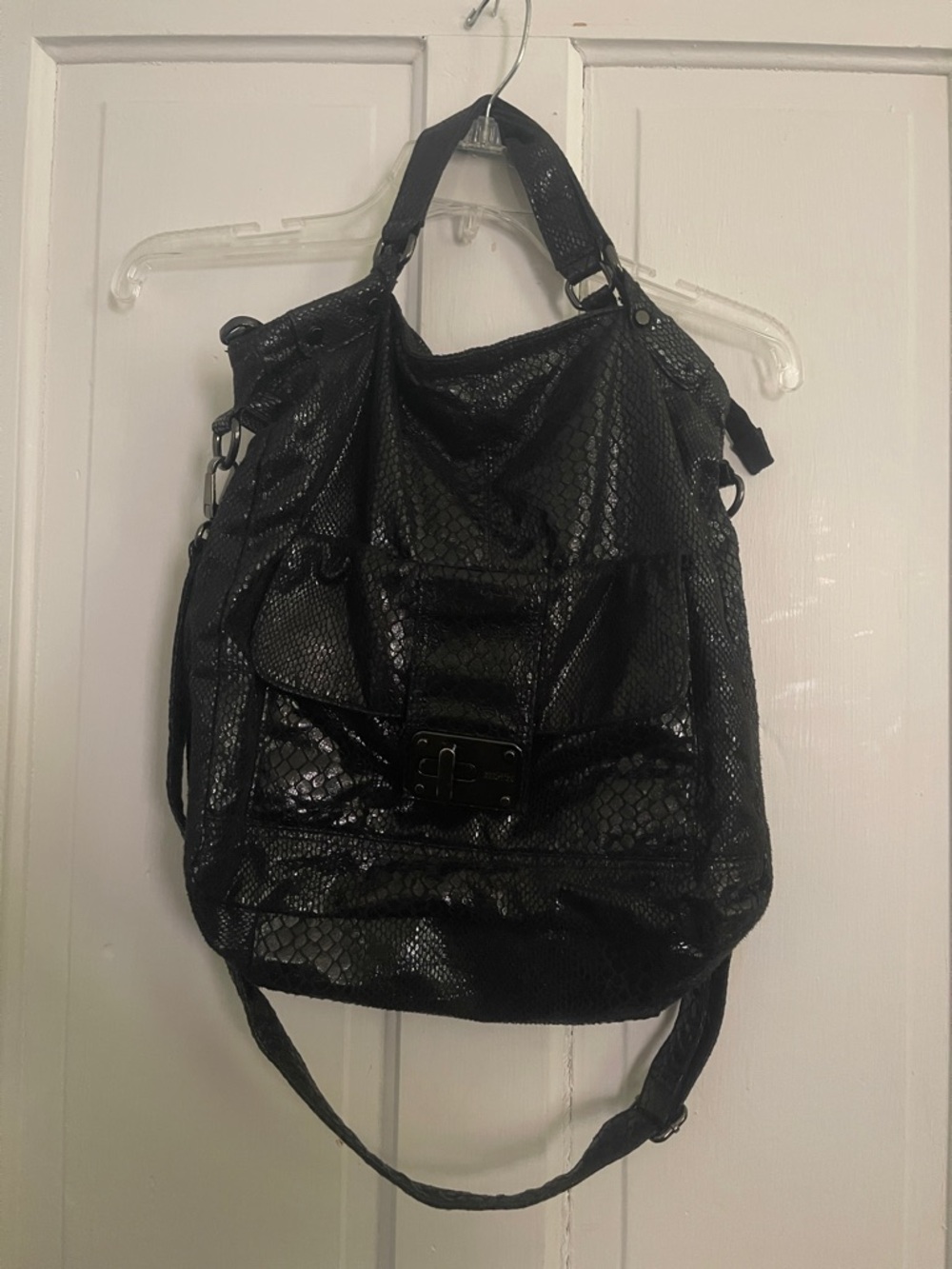 Kenneth Cole ReactionBlack Faux Snakeskin Shoulder Bag with Turn-Lock